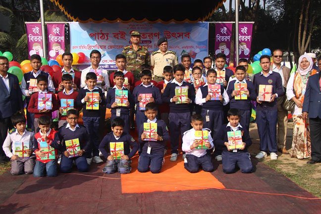 Anita Ria Hosts Book Distribution