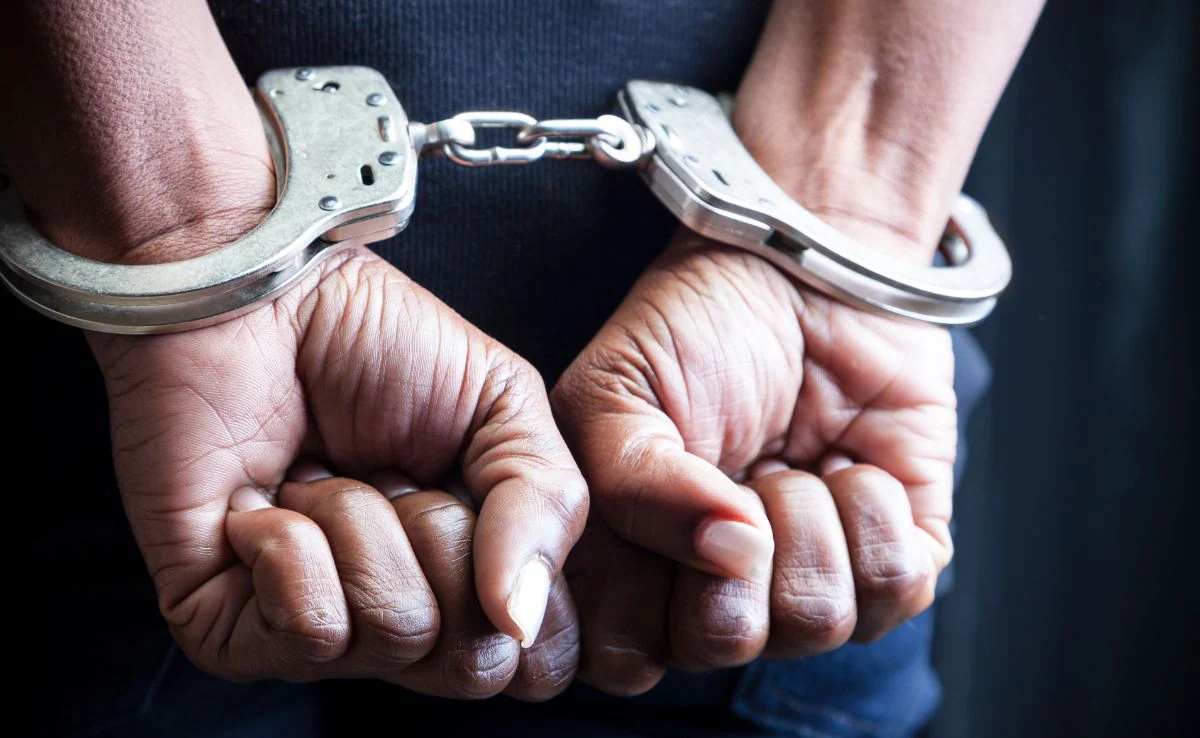 Kashimira Crime Branch Seizes 70.9 kg Marijuana Worth ₹14.15 Lakh Near Ghodbunder Road Kashimira Crime Branch Seizes 70.9 kg Marijuana Worth ₹14.15 Lakh Near Ghodbunder Road